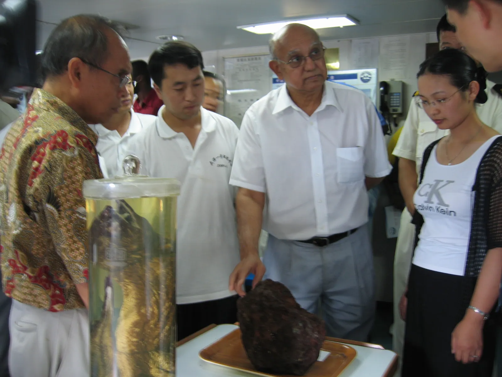 大事记 / 大洋一号 / selected photos for Mr. Zhao-Global expedtion and Jamaica activities，20051006 182.jpg