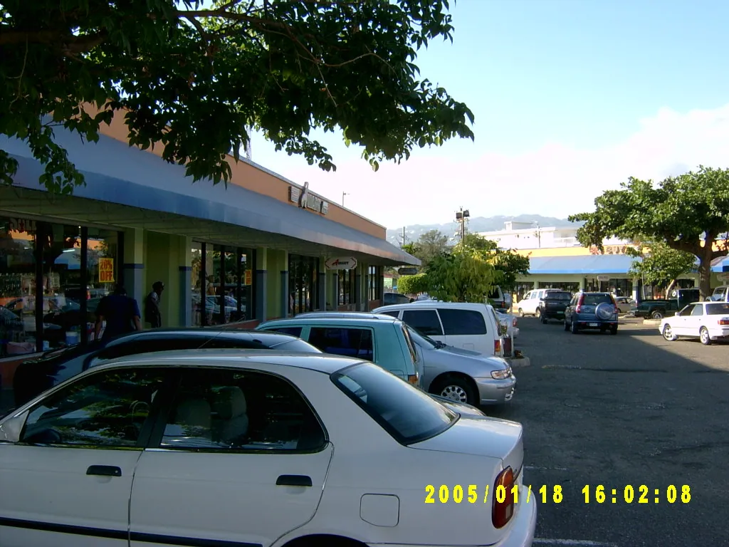 小事记 / Tropical Plaza，SV300798.JPG