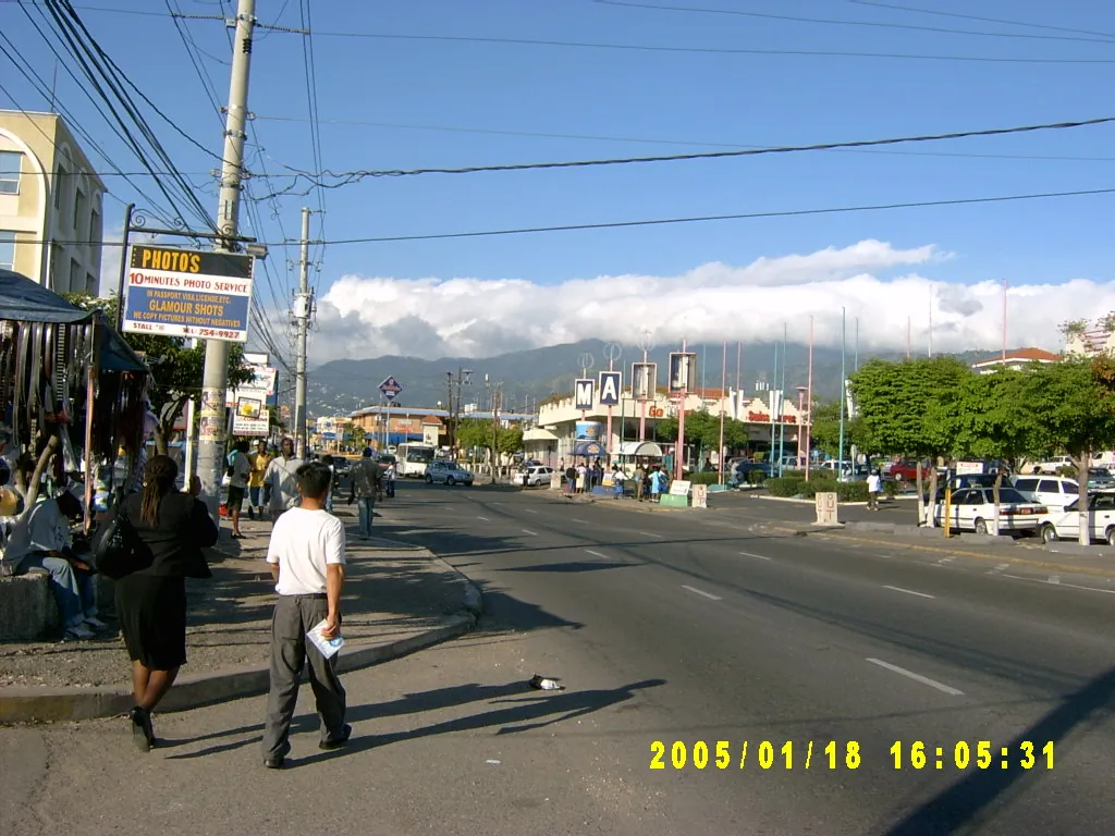 小事记 / Tropical Plaza，SV300805.JPG