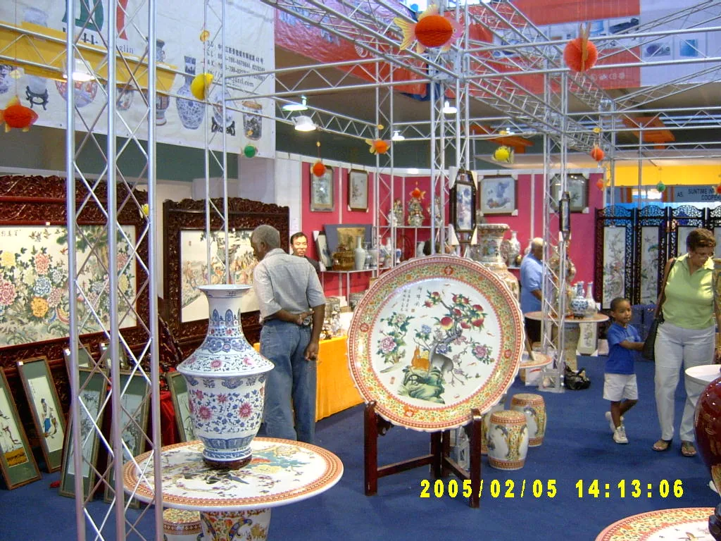 大事记 / 迎接曾庆红访牙照片 / 加勒比经贸商品展览会，SV301085.JPG